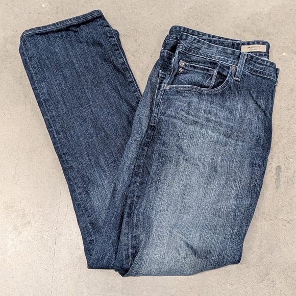 AG ADRIANO GOLDSCHMIED the graduate tailored leg jeans 36